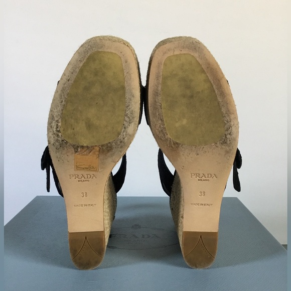 PRADA - Picture 9 of 16